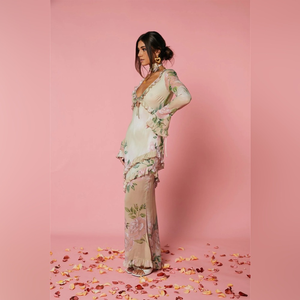 Isabelle Quinn Louisa Maxi Dress - Picture 11 of 12